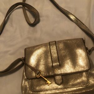 Fossil cowhide leather cross body bag , gold shimmer, adjustable strap